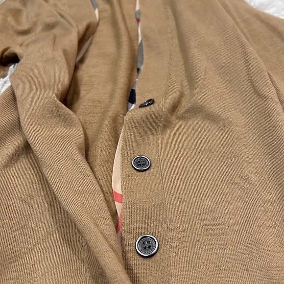 Burberry Scalloped Cardigan - Picture 11 of 14